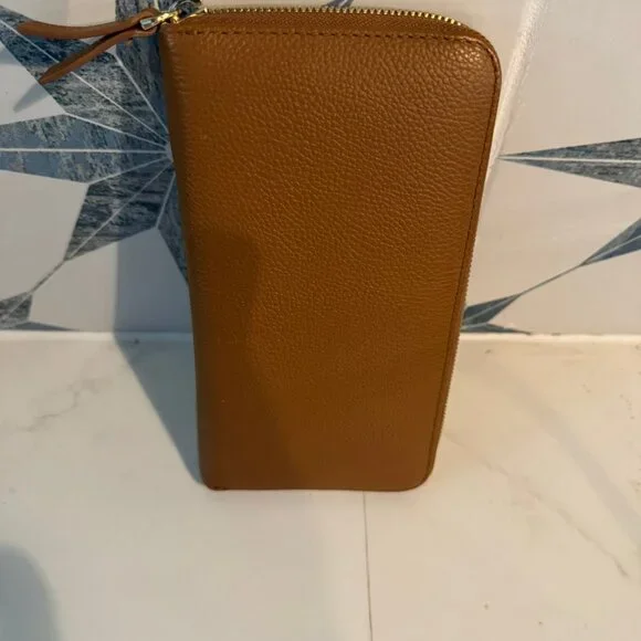 Quince Italian Pebbled Leather Continental Wallet (Camel) - Picture 8 of 8